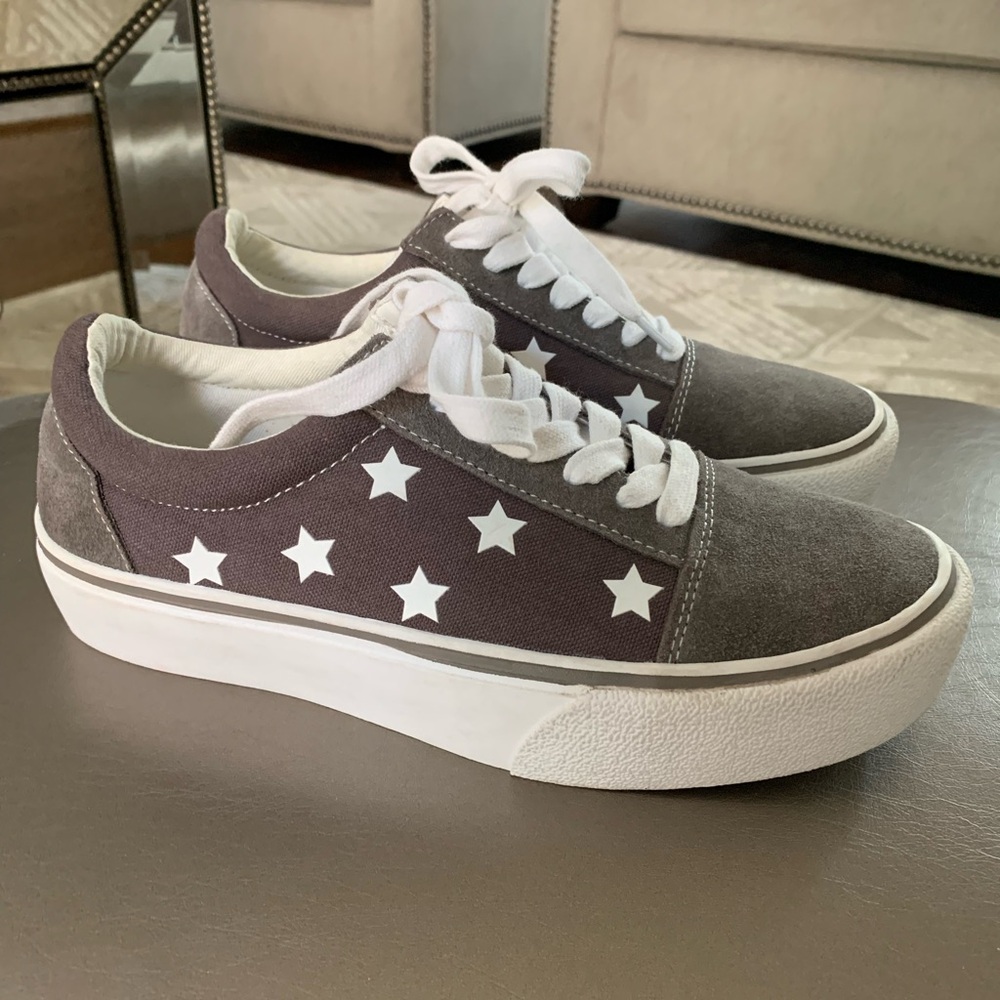 Steve Madden ‘Emile’ Sneakers